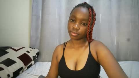 cutypookie online show from 10-28-25, 05:04