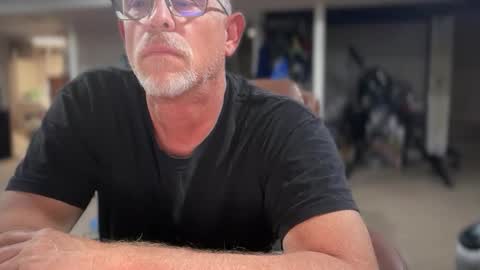 Snapshot of cuuminpussy chatting on 11-27-25, 06:48 cuuminpussy online show from 11-27-25, 06:48