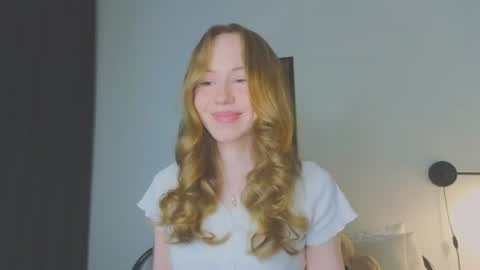 Snapshot of cuute_angell chatting on 06-21-26, 05:04 Virginia See you on Sunday online show from 06-21-26, 05:04