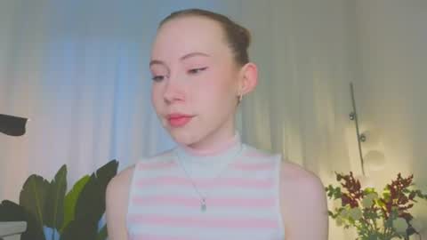 Snapshot of cuute_angell chatting on 07-03-26, 05:08 Virginia See you on Sunday online show from 07-03-26, 05:08