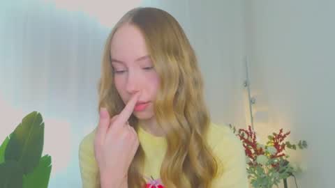 Snapshot of cuute_angell chatting on 07-19-26, 05:05 Virginia See you on Sunday online show from 07-19-26, 05:05