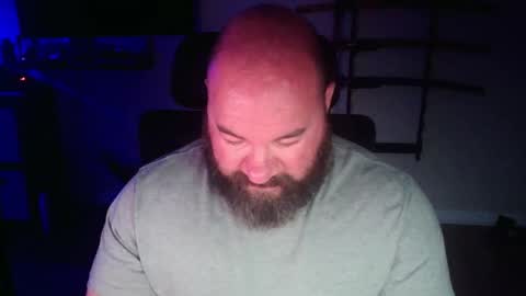 Snapshot of cwbyga chatting on 09-10-25, 04:12 Bubba Bull online show from 09-10-25, 04:12