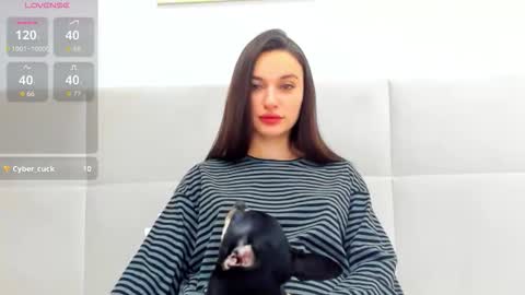 Snapshot of cyber_geisha chatting on 11-29-25, 02:20 Eva online show from 11-29-25, 02:20