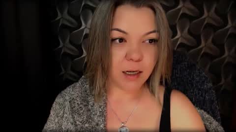 Snapshot of cyberdomme chatting on 02-05-25, 09:18 Full time mean bitch. online show from 02-05-25, 09:18