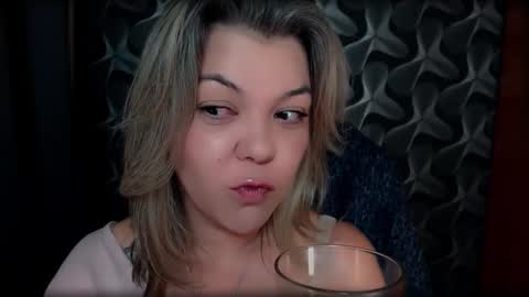 Snapshot of cyberdomme chatting on 11-22-25, 12:31 Full time mean bitch. online show from 11-22-25, 12:31