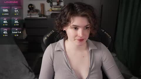 Helen Blossom online show from 06-02-26, 02:08