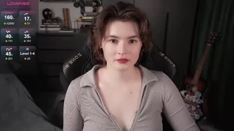Snapshot of cybersamuraii chatting on 06-22-26, 02:25 Helen Blossom online show from 06-22-26, 02:25