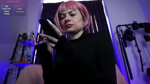 Snapshot of cyberxgoddess_ chatting on 02-13-25, 08:17 Lily Goddess online show from 02-13-25, 08:17