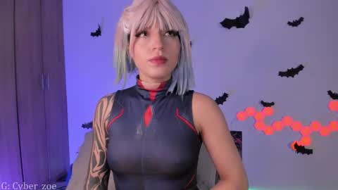 Snapshot of cyberzoe chatting on 10-30-25, 04:19 cyber zoe online show from 10-30-25, 04:19