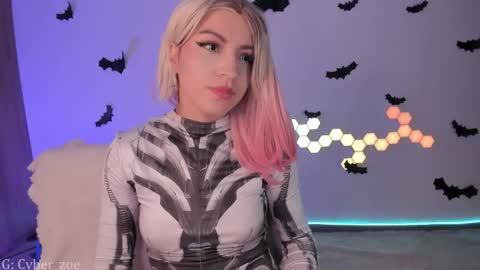 Snapshot of cyberzoe chatting on 11-05-25, 03:45 cyber zoe online show from 11-05-25, 03:45