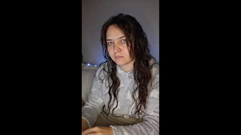 Cyndee Winter online show from 10-28-25, 06:10