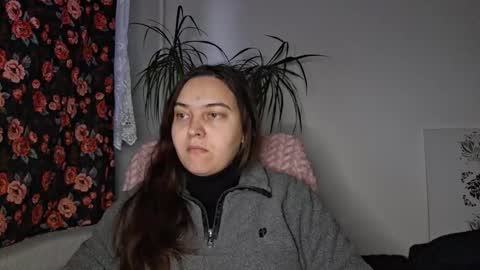 Snapshot of cyndee_winter chatting on 01-16-26, 03:27 Cyndee Winter online show from 01-16-26, 03:27