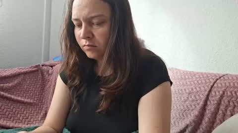 Cyndee Winter online show from 06-17-26, 04:08
