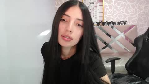 CINTIA ARAUJO online show from 10-29-25, 03:31