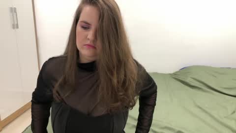 Cynthia online show from 05-15-26, 12:12