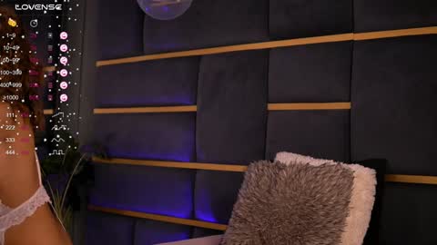 Ivy online show from 01-23-25, 04:19