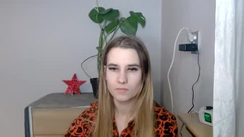 CyntiaNatural online show from 02-02-25, 11:00