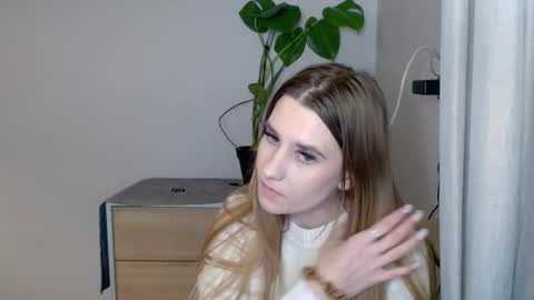 CyntiaNatural online show from 02-11-25, 05:07