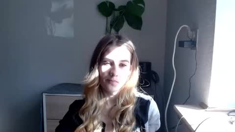 CyntiaNatural online show from 03-06-25, 10:30