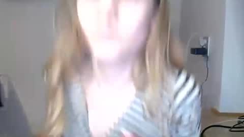 CyntiaNatural online show from 03-09-25, 07:37