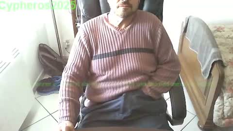 Snapshot of cypheros2025 chatting on 03-06-25, 09:03 Chris online show from 03-06-25, 09:03