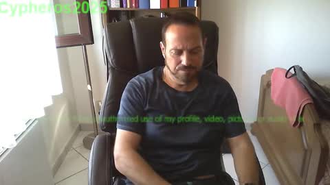 Snapshot of cypheros2025 chatting on 09-19-25, 09:32 Chris online show from 09-19-25, 09:32