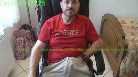 Snapshot of cypheros2025 chatting on 10-09-25, 04:49 Chris online show from 10-09-25, 04:49