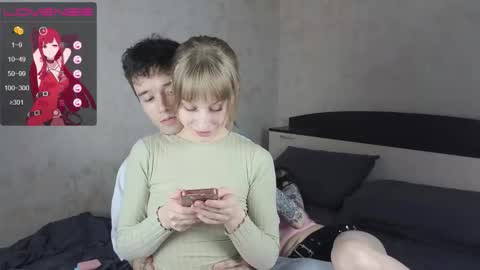 Snapshot of cyyberwhore chatting on 10-20-25, 09:15 cyyberwhore online show from 10-20-25, 09:15