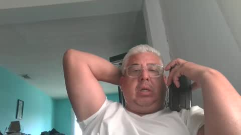 Snapshot of czar1974 chatting on 11-15-25, 03:08 czar1974 online show from 11-15-25, 03:08