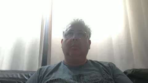 Snapshot of czar1974 chatting on 01-12-26, 03:28 czar1974 online show from 01-12-26, 03:28