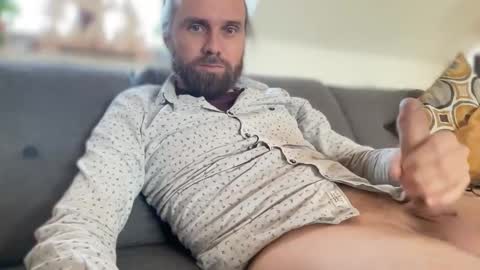 Snapshot of d0n_gi0vanni chatting on 01-19-25, 01:44 d0n_gi0vanni online show from 01-19-25, 01:44