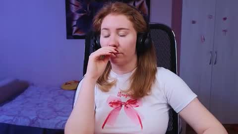 Snapshot of d0nna_ chatting on 09-18-25, 10:50 Donna online show from 09-18-25, 10:50