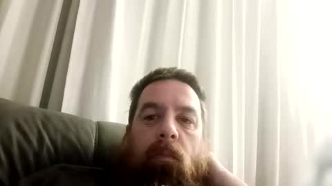 Snapshot of d1988 chatting on 10-25-25, 10:23 D online show from 10-25-25, 10:23