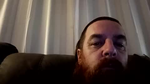 Snapshot of d1988 chatting on 11-17-25, 08:31 D online show from 11-17-25, 08:31