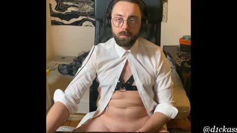 Snapshot of d1ckass chatting on 12-16-24, 07:00 d1ckass online show from 12-16-24, 07:00