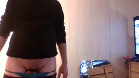 Snapshot of d1d_u_m1ss_1t chatting on 05-16-26, 10:36 d1d_u_m1ss_1t online show from 05-16-26, 10:36