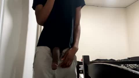 Snapshot of d1domoo chatting on 12-19-24, 07:07 d1domoo online show from 12-19-24, 07:07