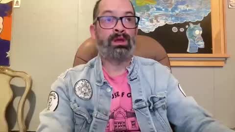 Snapshot of d4ddy858 chatting on 10-12-25, 02:21 d4ddy858 online show from 10-12-25, 02:21