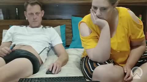 Deb   peter online show from 09-10-25, 07:14