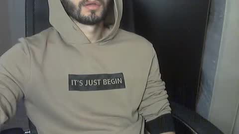 Dolce online show from 11-08-25, 10:37