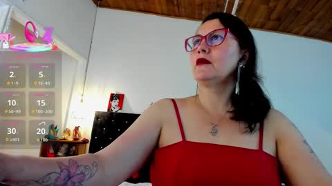 Mia  online show from 11-09-25, 12:25