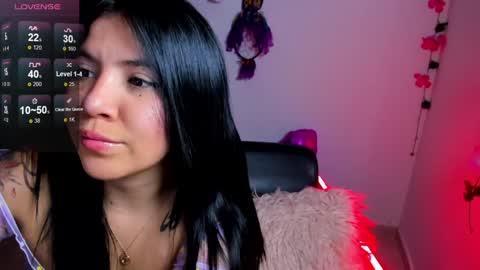 Ailyn  online show from 01-24-25, 03:43