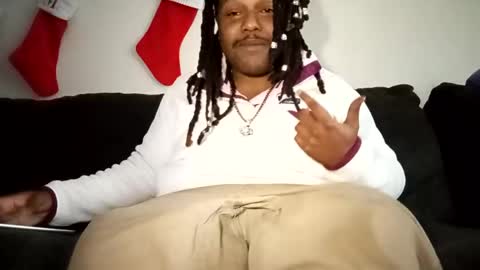 Snapshot of daboss233 chatting on 12-09-24, 06:46 Saucy papi online show from 12-09-24, 06:46