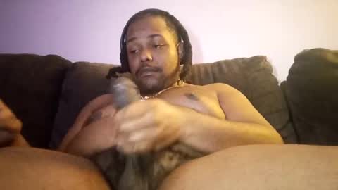 Snapshot of daboss233 chatting on 02-04-25, 12:29 Saucy papi online show from 02-04-25, 12:29