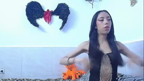 Snapshot of dabria_luxe chatting on 06-30-26, 10:33 dabria_luxe online show from 06-30-26, 10:33