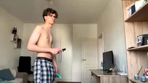 Snapshot of dacanvel chatting on 05-19-26, 02:34 dacanvel online show from 05-19-26, 02:34
