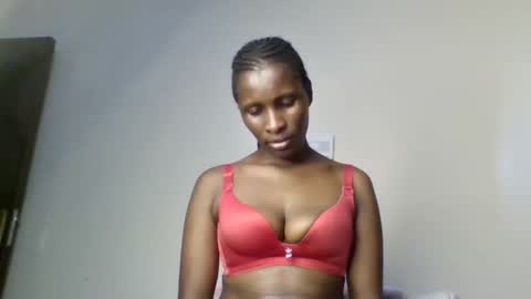 Snapshot of daddies_lover chatting on 05-10-26, 08:30 Goddess online show from 05-10-26, 08:30