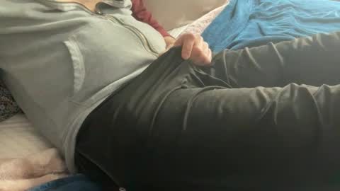 daddnextdoor online show from 04-19-26, 07:05