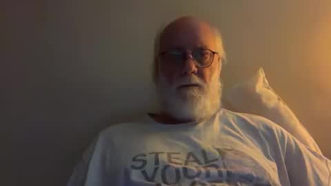 Snapshot of daddy341177 chatting on 10-02-25, 03:57 daddy341177 online show from 10-02-25, 03:57