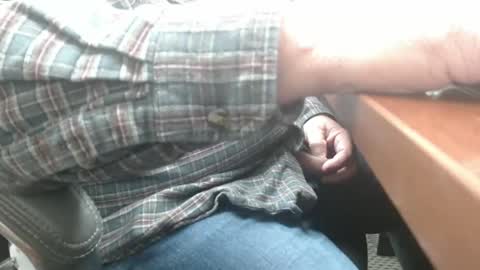 Snapshot of daddy7194 chatting on 10-31-25, 11:00 daddy7194 online show from 10-31-25, 11:00